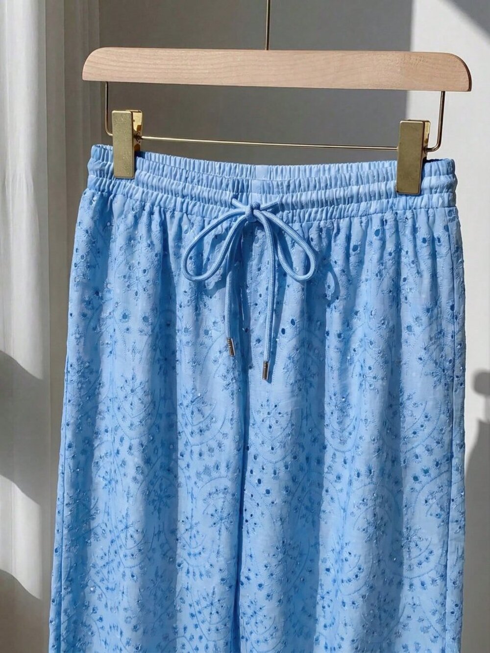 Blue Casual Women's Plus Size Embroidered Loose Pants - Picture 5 of 6